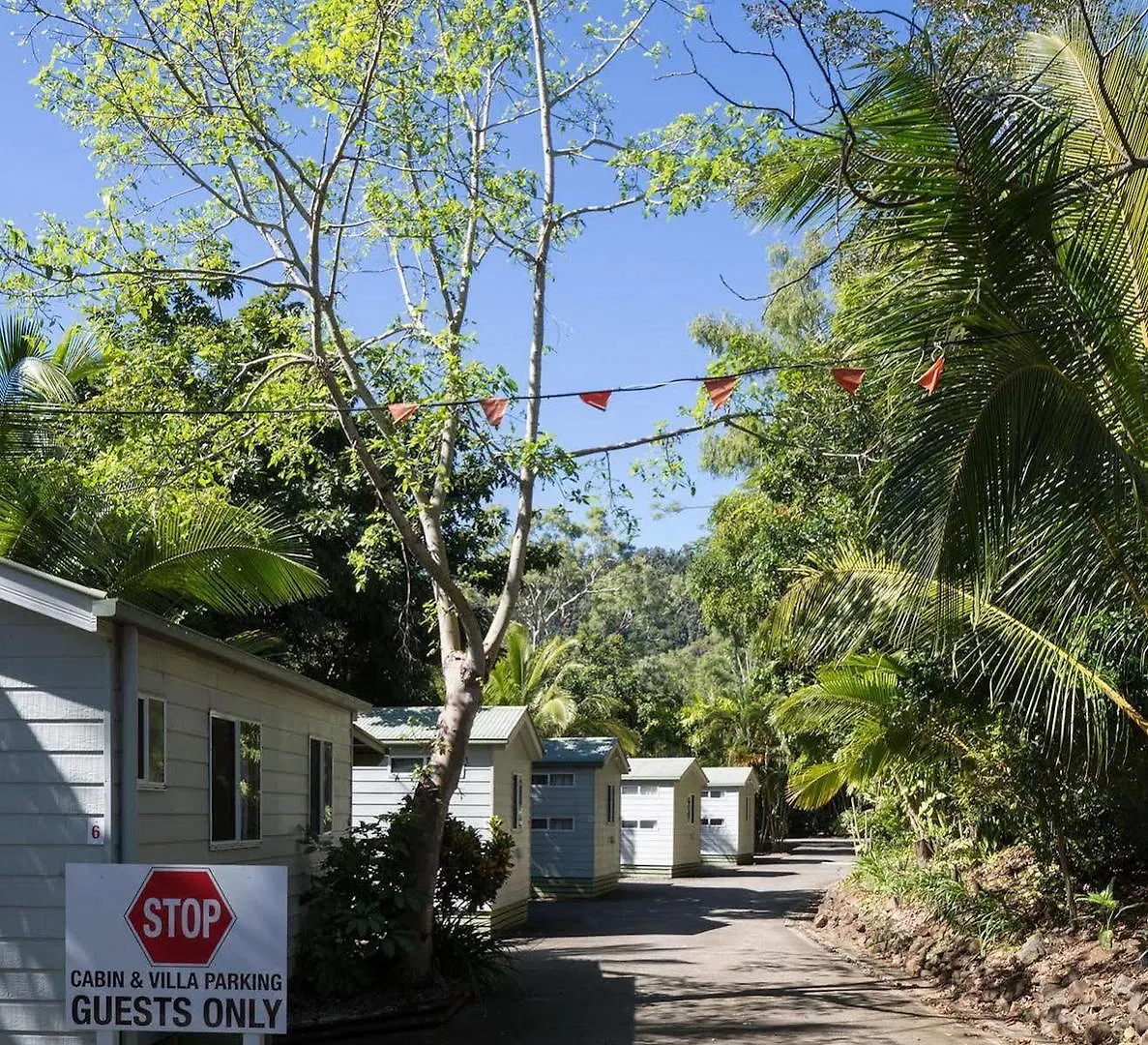 Kipara Tropical Rainforest Retreat Airlie Beach 3*,  Australia