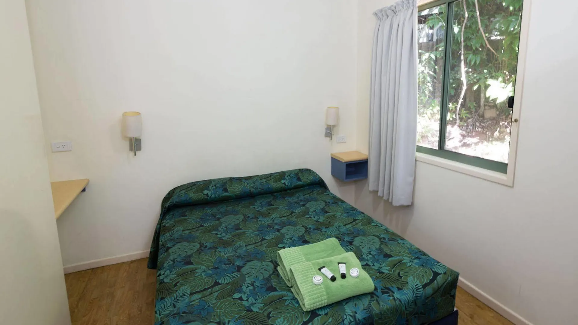 *** Resort Kipara Tropical Rainforest Retreat Airlie Beach Australia